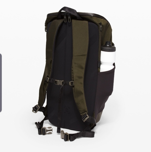 🆕️ Lululemon More Miles Backpack 25.5L Dk. Olive. - Picture 3 of 8